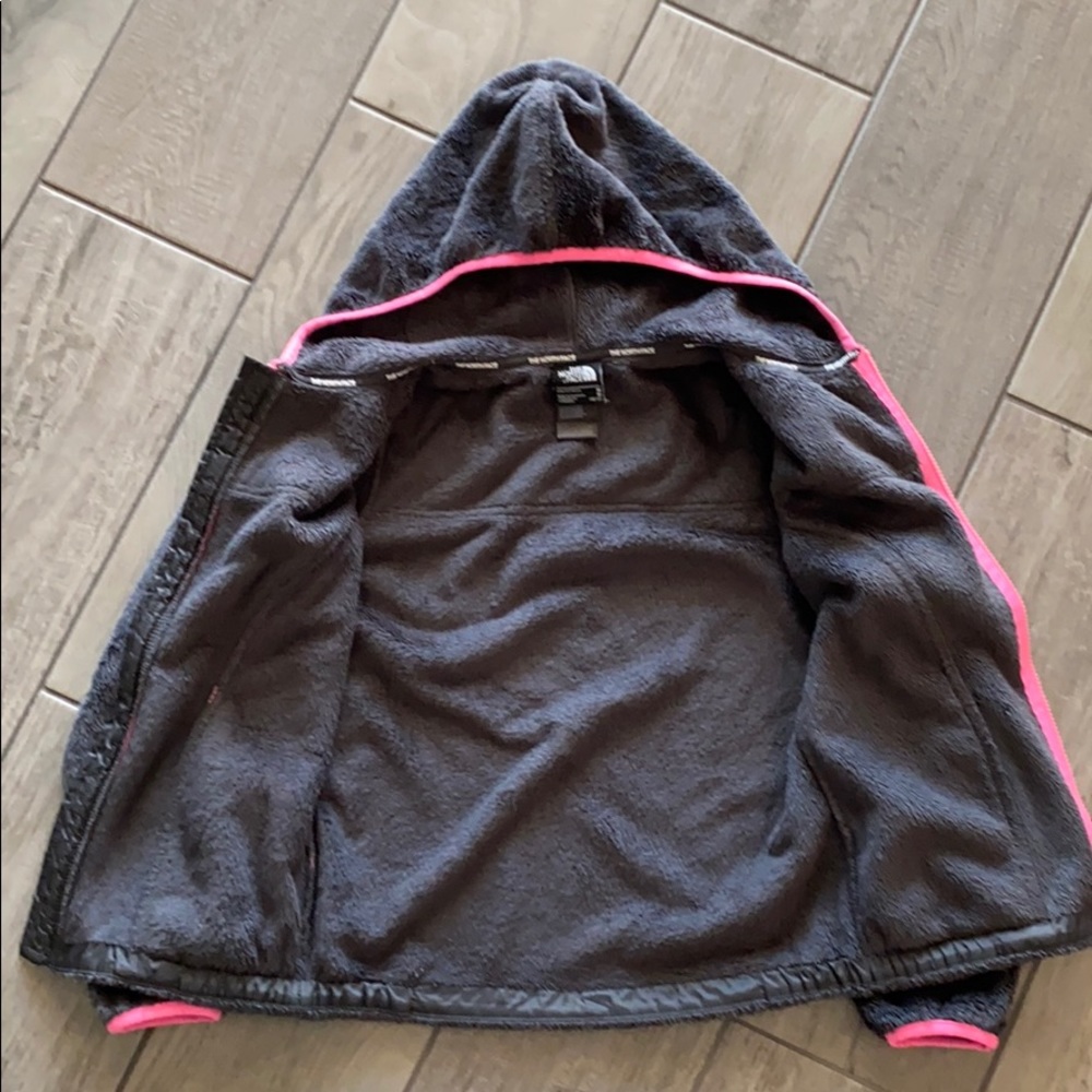 Girls North Face Oso Hoodie Jacket - Picture 7 of 8